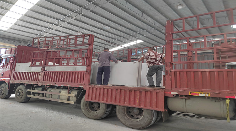 GRG造型板裝車發(fā)貨 GRG造型板裝車發(fā)貨