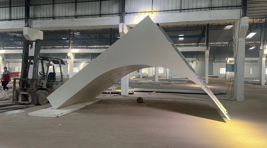 大型UHPC幕墻背附鋼架 大型UHPC幕墻背附鋼架