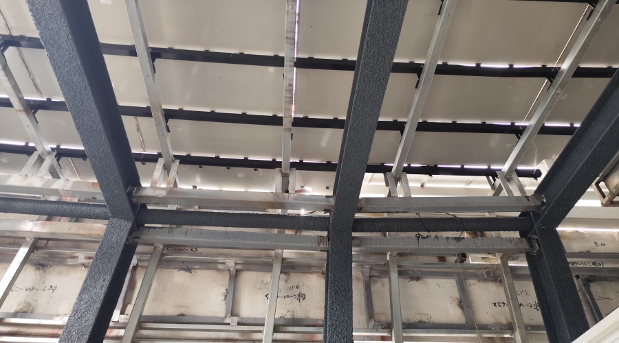 東莞大灣區大學GRC幕墻板火熱施工中