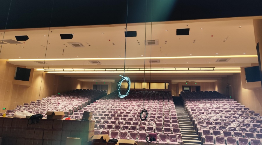 廣州黃埔會元中學(xué)GRG報告廳造型