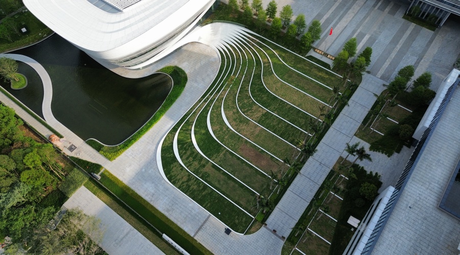 東莞大灣區(qū)大學(xué)GRC構(gòu)件收口工程案例 東莞大灣區(qū)大學(xué)GRC構(gòu)件收口工程案例