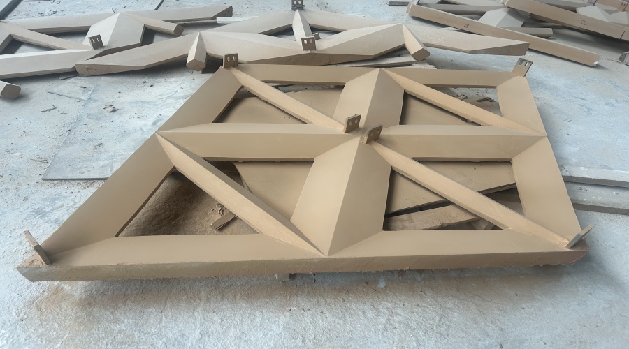 惠州茶葉產(chǎn)業(yè)園彩色UHPC鏤空幕墻板工程案例 惠州茶葉產(chǎn)業(yè)園彩色UHPC鏤空幕墻板工程案例